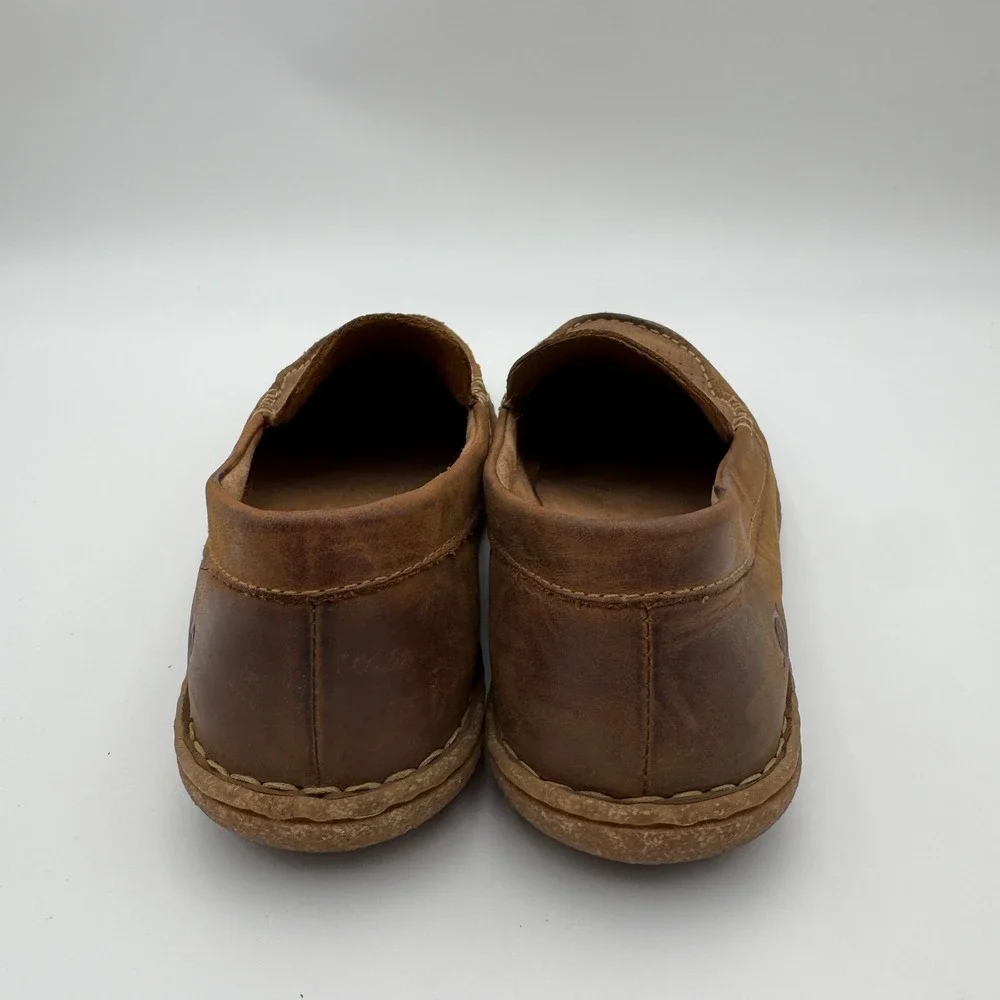 Born Mens 8.5 Brown Leather Perforated Slip On Loafers BM0006206 Handcrafted